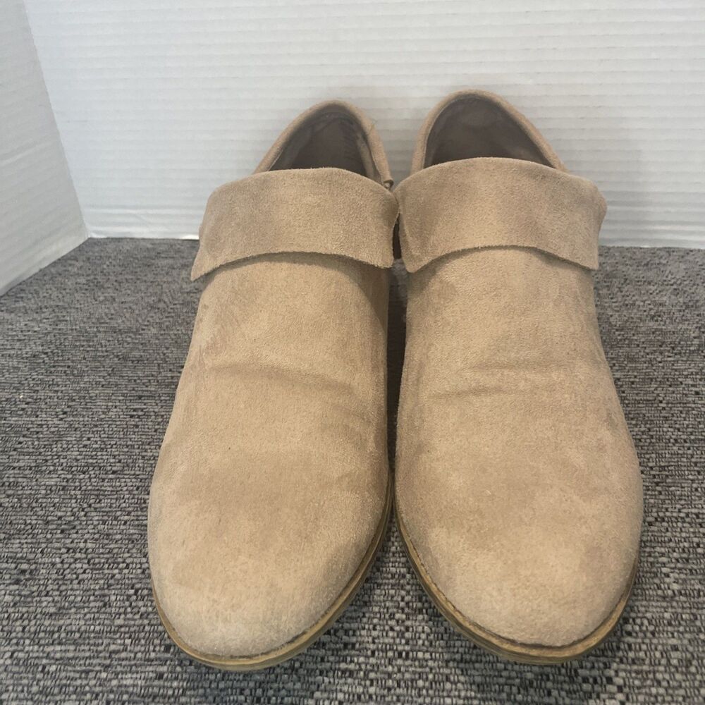 American Eagle Booties Women’s Size 12  Tan Faux Suede Low‎ Heel Ankle Boots Zip - Picture 2 of 15